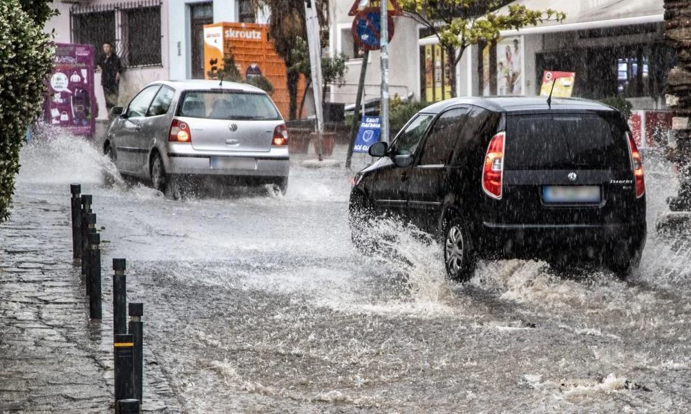 Κακοκαιρία Atena: Νέο έκτακτο δελτίο από λίγο η ΕΜΥ - Πού θα χτυπήσει τις επόμενες ώρες